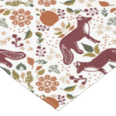 Red Fox Folk Art Tableclout | Rustikale Herbsternt Tischdecke (Schrägansicht)