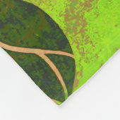 RED FOX UNTER DEN GRÜNEN BLÄTTER UND FOLIAGE FLEECEDECKE (Ecke)