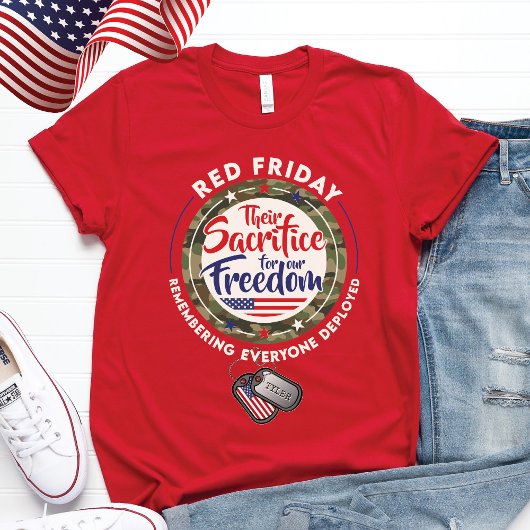 RED FRIDAY - Name des Militärhundes T-Shirt