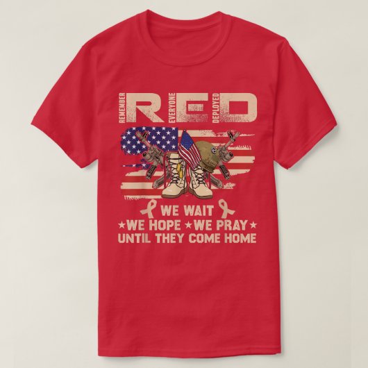 Red Friday Remember Alle Deployed USA Flag Mil T-Shirt (Design vorne)