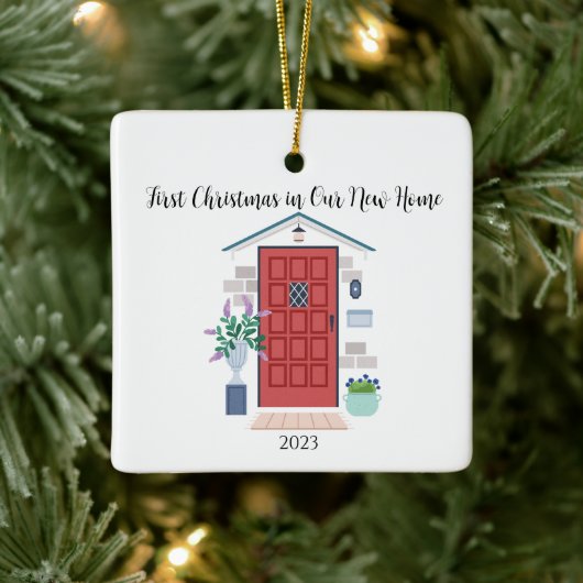 Red Front Door Erstes Weihnachten in unserer neuen Keramikornament (Baum)