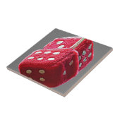 Red Fuzzy Dice Fliese (Seite)