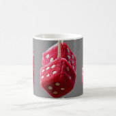 Red Fuzzy Dice Kaffeetasse (Mittel)