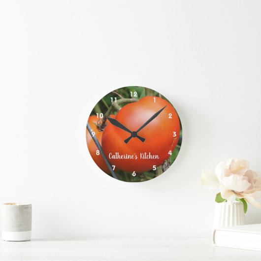 Red Garden Tomatoes Personalized  Runde Wanduhr (Zuhause)