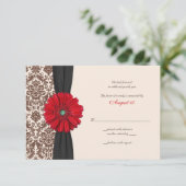 Red Gerber Daisy Damask Antwortkarte RSVP Karte (Stehend Vorderseite)