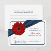 Red Gerber Daisy Navy Blue Ribbon Wedding RSVP Karte (Vorne/Hinten)