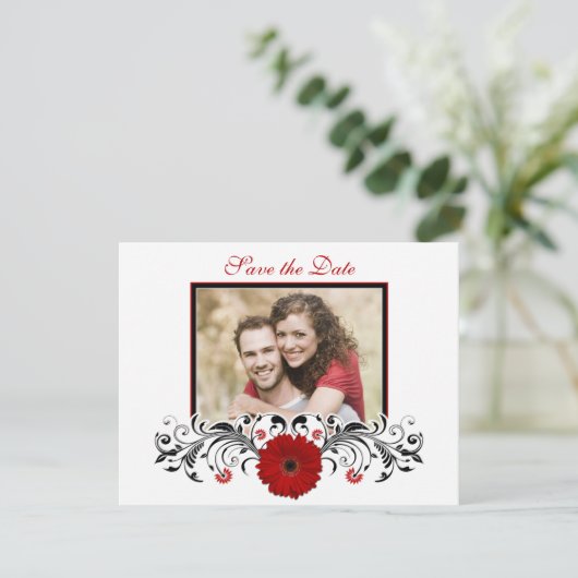 Red Gerbera Floral Save the Date Card (Stehend Vorderseite)