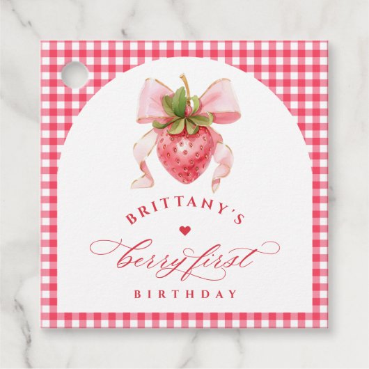 Red Gingham Berry First Birthday Geschenkanhänger (Vorderseite)
