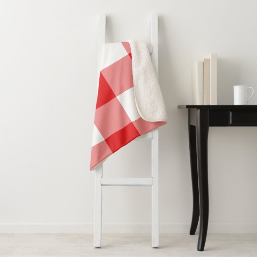 Red Gingham Pattern Sherpadecke (Beispiel)