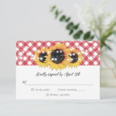 Red Gingham Rustic Sunflower Wedding RSVP Karte (Stehend Vorderseite)