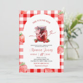 Red Gingham Strawberry Summer Jam Brautparty Einladung (Stehend Vorderseite)