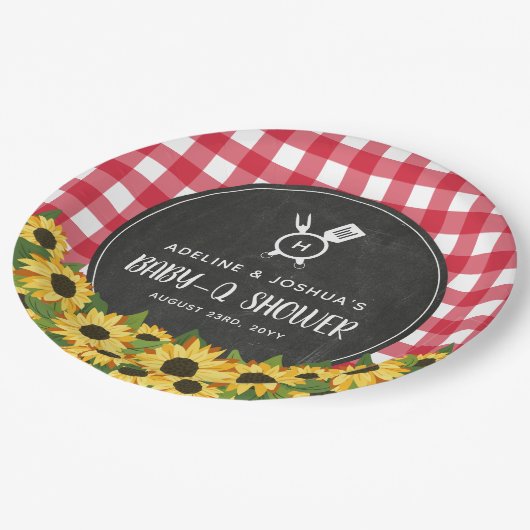 Red Gingham Sunflowers Chalkboard Baby-Q Dusche Pappteller (Schrägansicht)