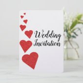 Red Glitzer Hearts Wedding Einladung (Stehend Vorderseite)