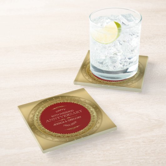 Red & Gold Circle Frame 50. Wedding Design Glasuntersetzer (Schrägansicht)
