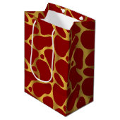 Red & Gold Giraffe Muster Mittlere Geschenktasche Mittlere Geschenktüte (Vorderseite Schrägansicht)
