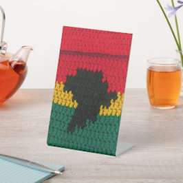 Red Gold Green Black Africa Designer Crochet Print Sockelschild