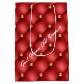 Red Gold Red Diamond Tufed Custom Text Geschenktas Mittlere Geschenktüte (Rückseite)
