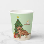 Red Golden Retriever mit Weihnachtsbaum grün Pappbecher (Vorderseite)