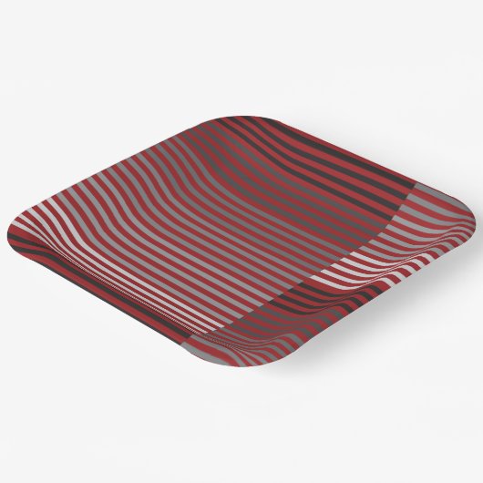 Red, Gray, Black, White Stripes Pappteller (Gewinkelt)