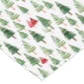 Red Green Christmas Trees Tischdecke (Schrägansicht)
