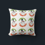 Red Green Christmas White Snowman Kissen<br><div class="desc">Weihnachtsfeiertag Shopping für Kinder, Familien oder Freunde dieses Red und Green White Snowman Weihnachtsfeiertag Zuhause Decoration Pillow. Anpassen mit Bild, Text, Foto oder Farbe. Fügen Sie dem weißen Hintergrund Farbe hinzu. Wählen Sie Bearbeiten und Hintergrund aus und wählen Sie eine beliebige Farbe in Blau, Gelb, Rosa, lila, Rot, Grün, Orange...</div>