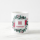 Red Green Floral Elegante Monogram Name Christmas Kaffeetasse (Mittel)