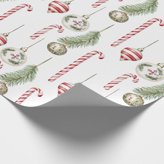 Red & Green Ornaments Candy Canes Pine Christmas Geschenkpapier (Ecke)
