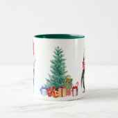 Red Green Penguin Santa Merry Weihnachtsfest Party Zweifarbige Tasse (Mittel)