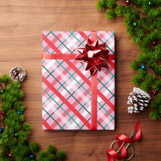 Red Green Pink Christmas Plaid Wrapping Paper Geschenkpapier (Feiertagsgeschenk)