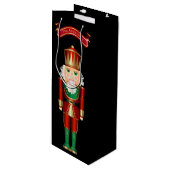 Red Green und Gold Nutcracker Geschenktüte Für Weinflaschen (Vorderseite Schrägansicht)