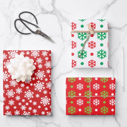 Red Green White Snowflake Holiday Weihnachten Tren Geschenkpapier Set (Vorderseite)