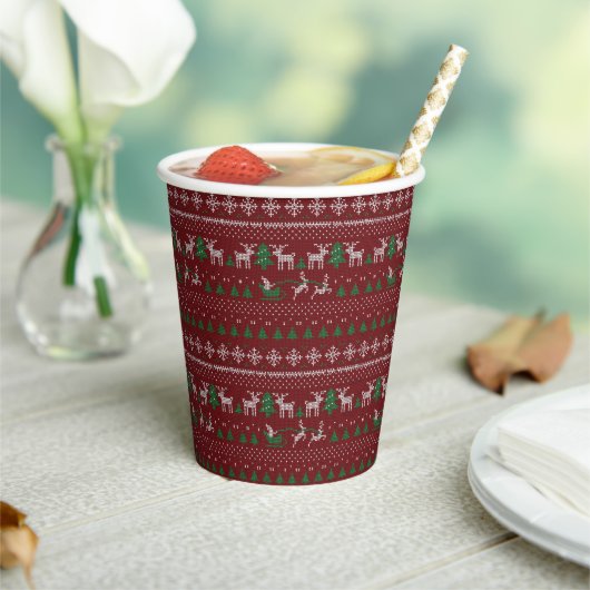 Red Green White Ugge Weihnachts Sweater Paper Cups Pappbecher (In Situ)