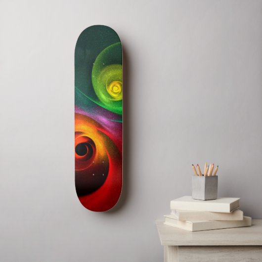 Red Green Yin Yang Modernes Abstraktes Kunstmuster Skateboard (Wandkunst)