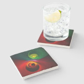 Red Green Yin Yang Modernes Abstraktes Kunstmuster Steinuntersetzer (Seitenansicht)