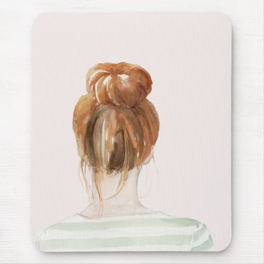 Red Hair Top Knot Bun Mousepad (Vorne)