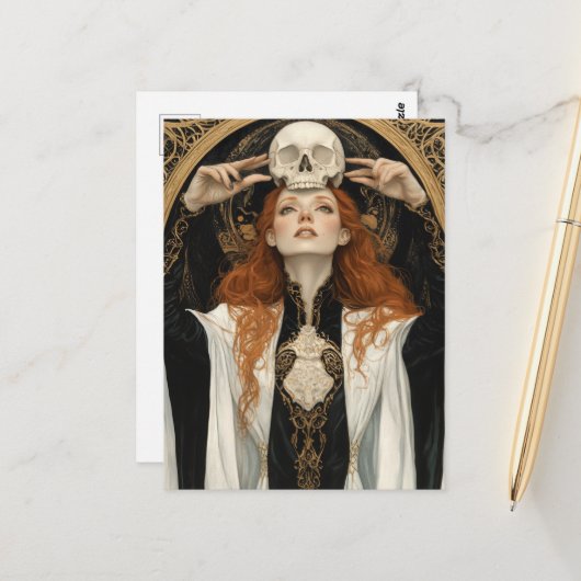 Red haired Goddess Woman With a Skull Postkarte (Vorderseite/Rückseite Beispiel)