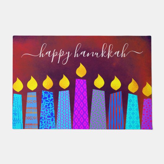 Red Happy Hanukkah Script Boho Candles Bold modern Fußmatte (Vorderseite)