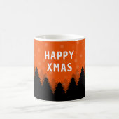 Red Happy Xmas Tasse mit Wald, Bäumen und Schnee (Mittel)