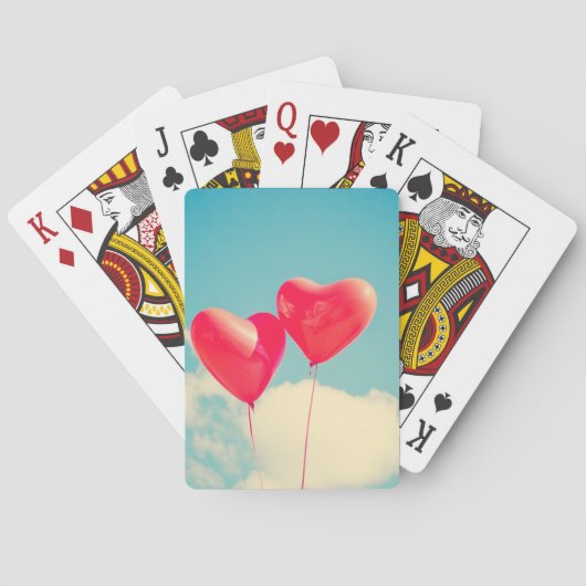 Red Heart Balloons gegen Wolken Himmel Spielkarten (Rückseite)