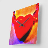 Red Heart Necklace Quadratische Wanduhr (Winkel)