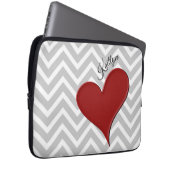 Red Heart on Gray Zickzack Strip with Name Laptopschutzhülle (Vorne Rechts)