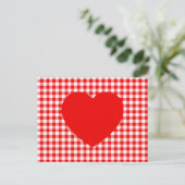 Red Heart on Red Gingham Postkarte (Stehend Vorderseite)