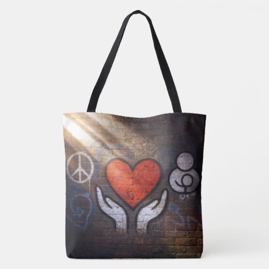 Red Heart with Hands Graffiti On a Brick Wall Tasche (Rückseite)