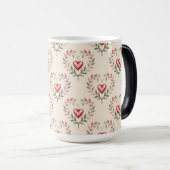 Red Hearts Cream Morphing Mug Verwandlungstasse (VorderseiteRechts)