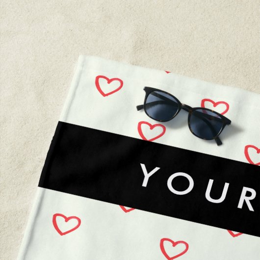 Red Hearts Muster, Liebe, Ihr Name, Personalisiere Strandtuch (Beispiel)