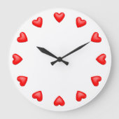Red Hearts on White Große Wanduhr (Vorderseite)
