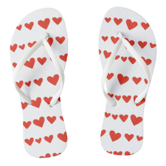 Red Hearts on White Trendy Flipflops Badesandalen