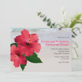 Red Hibiskus Beach Hochzeit Probe Dinner Einladung (Stehend Vorderseite)