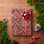 Red Holiday Christmas Gold Glitzer Damask Elegante Geschenkpapier<br><div class="desc">Herrliche Imitate mit goldfarbenem,  tiefrotem Hintergrund mit Imitaten und glänzenden Damast-Mustern für eine schöne und elegante Weihnachtsgeschenkverpackung. Sehr schön.</div>