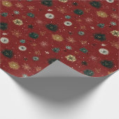 Red Holiday Pattern with Snowflakes Geschenkpapier (Ecke)
